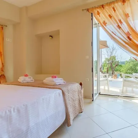 Lotza Estate 1 Apartment Kynopiastai